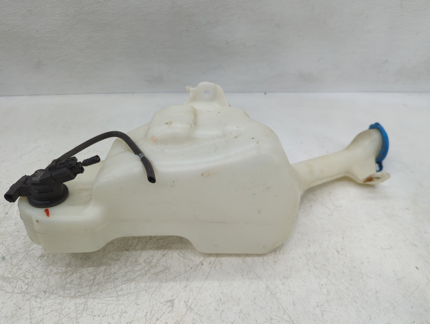 2013-2017 Honda Accord Windshield Washer Fluid Reservoir Bottle Oem - Oemusedautoparts1.com