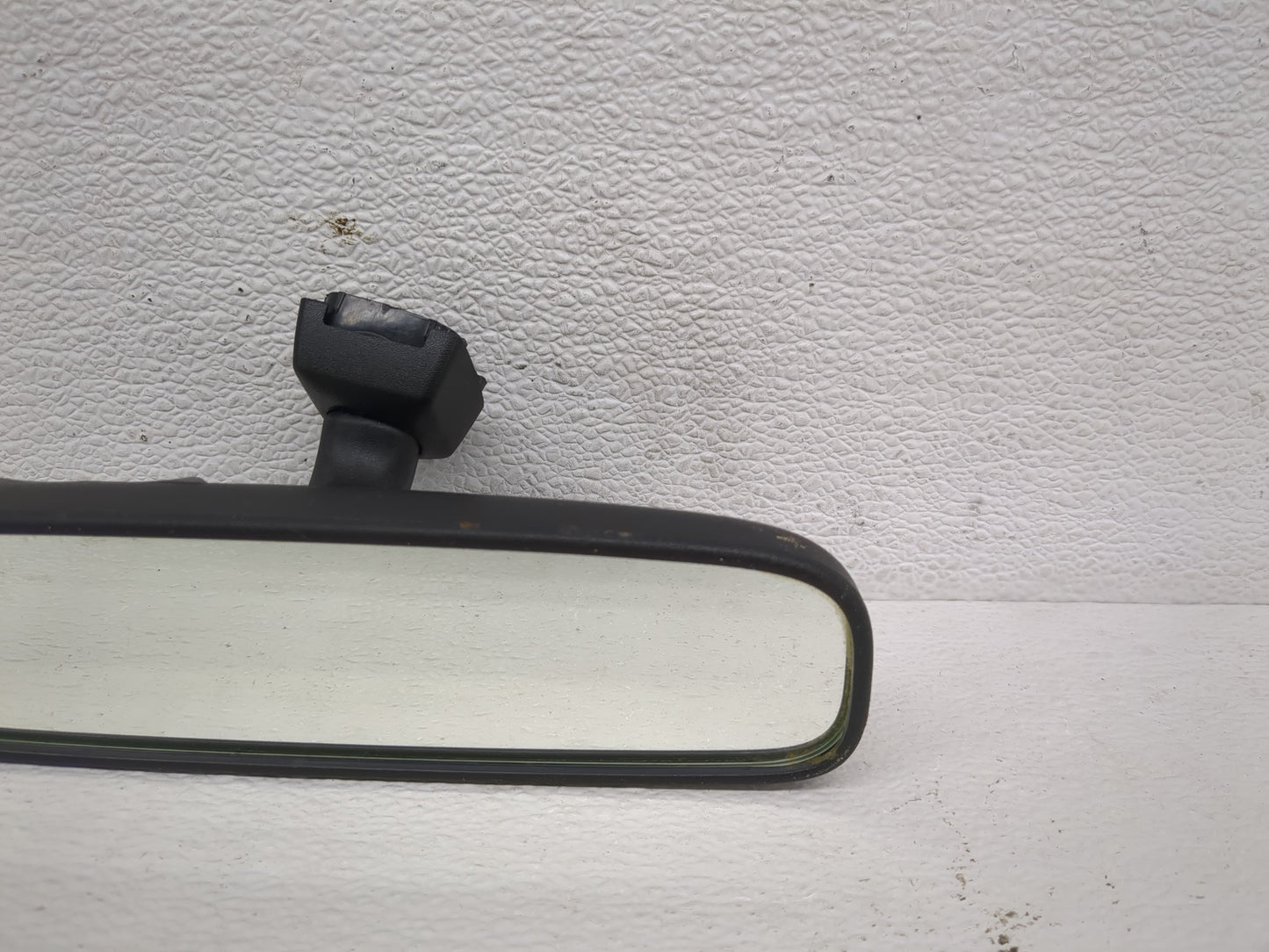 2013-2017 Honda Accord Interior Rear View Mirror Replacement OEM P/N:E4022197 Fits OEM Used Auto Parts - Oemusedautoparts1.c