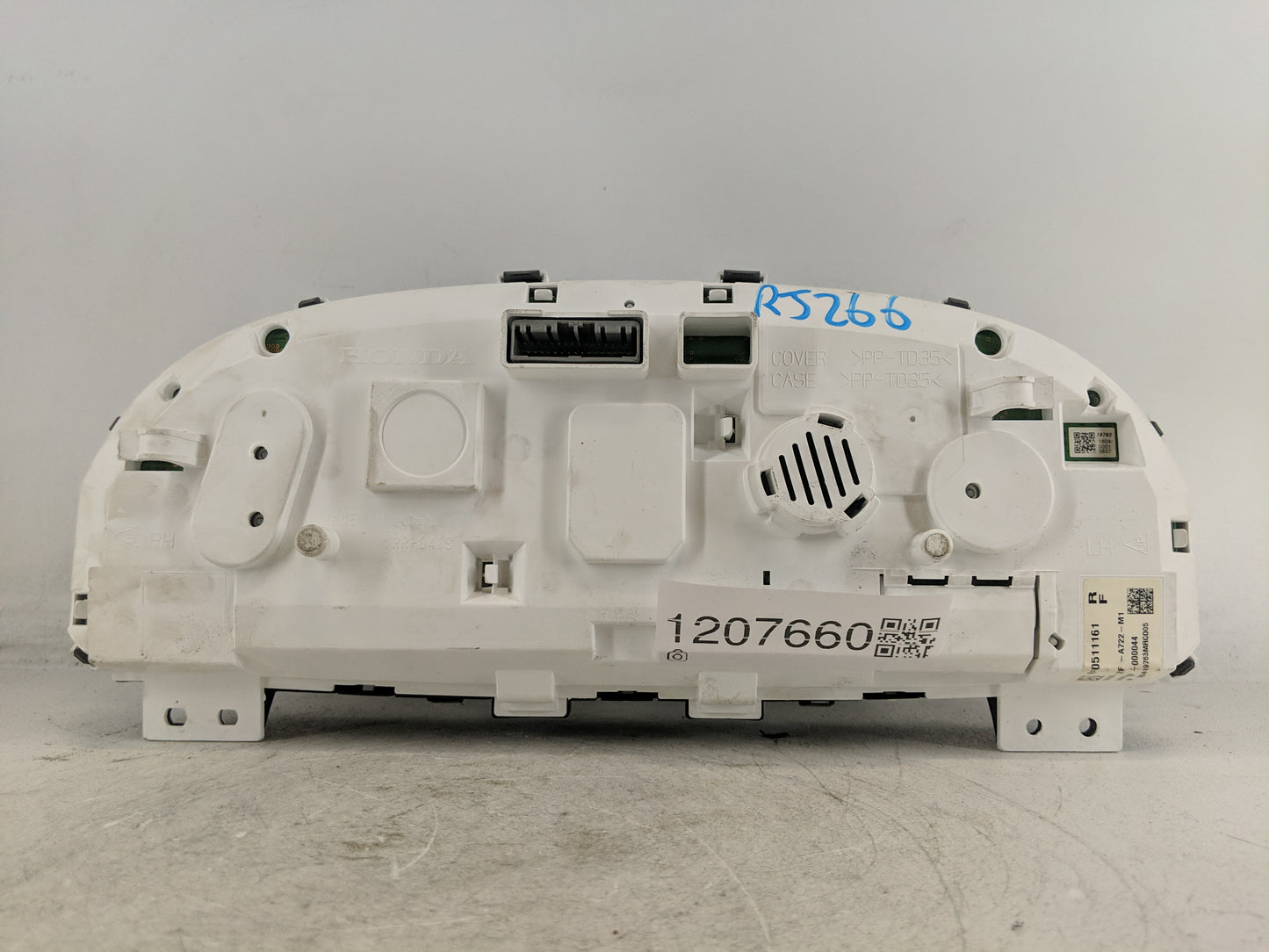 2015-2017 Honda Accord Instrument Cluster Speedometer Gauges P/N:78100-T2F-A710-M1 Fits Fits 2015 2016 2017 OEM Used Auto Pa