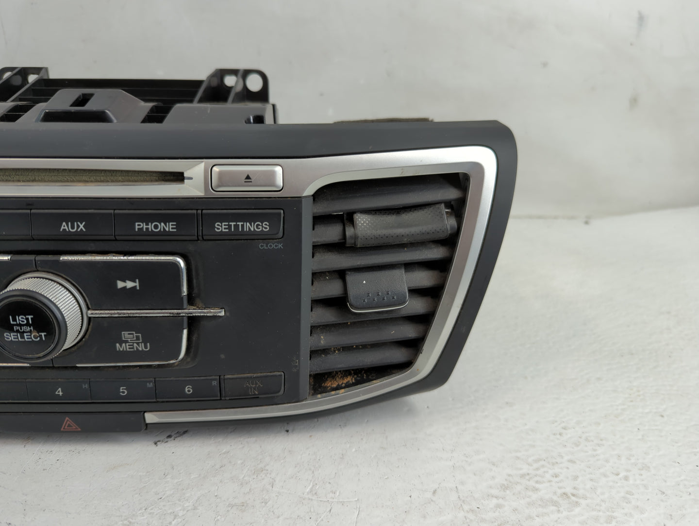 2013-2015 Honda Accord Radio AM FM Cd Player Receiver Replacement P/N:39100-T2A-A221 Fits Fits 2013 2014 2015 OEM Used Auto 