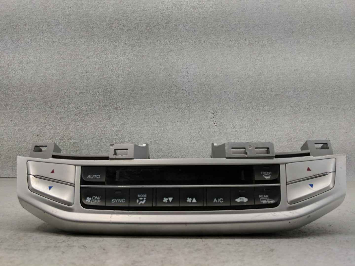 2013-2015 Honda Accord Climate Control Module Temperature AC/Heater Replacement Fits Fits 2013 2014 2015 OEM Used Auto Parts