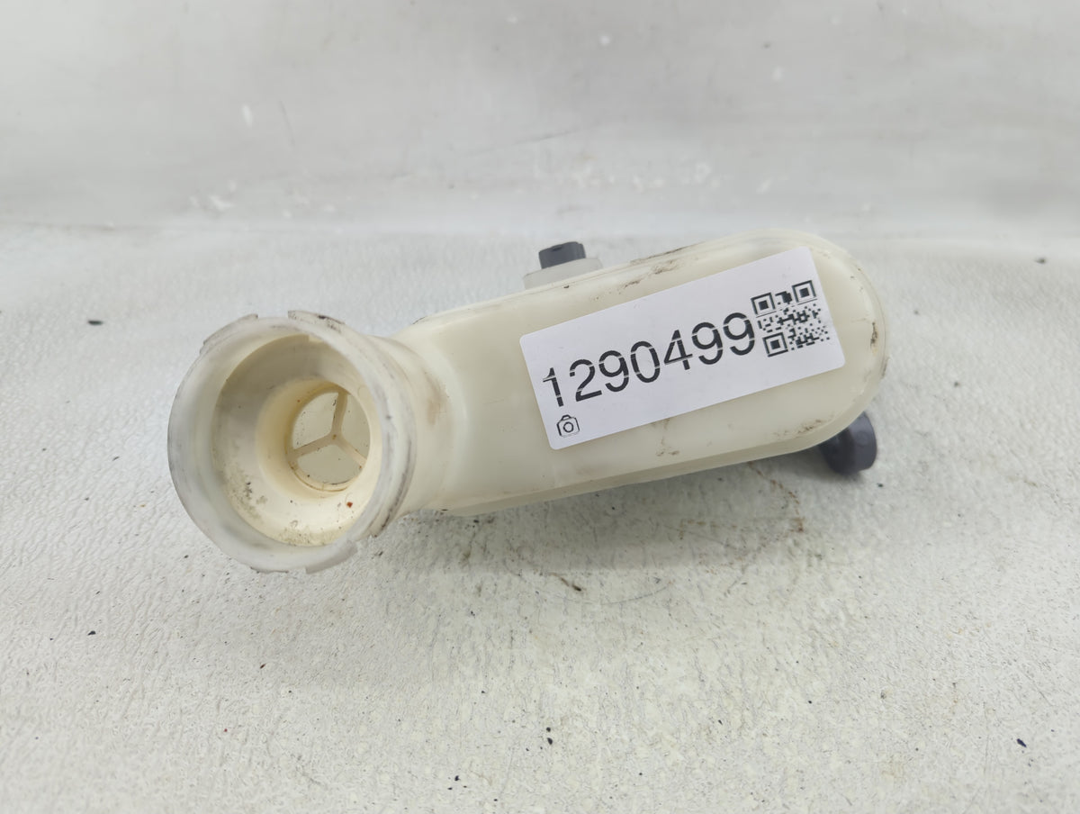 2013-2017 Honda Accord Brake Master Cylinder 1290499 - Oemusedautoparts1.com