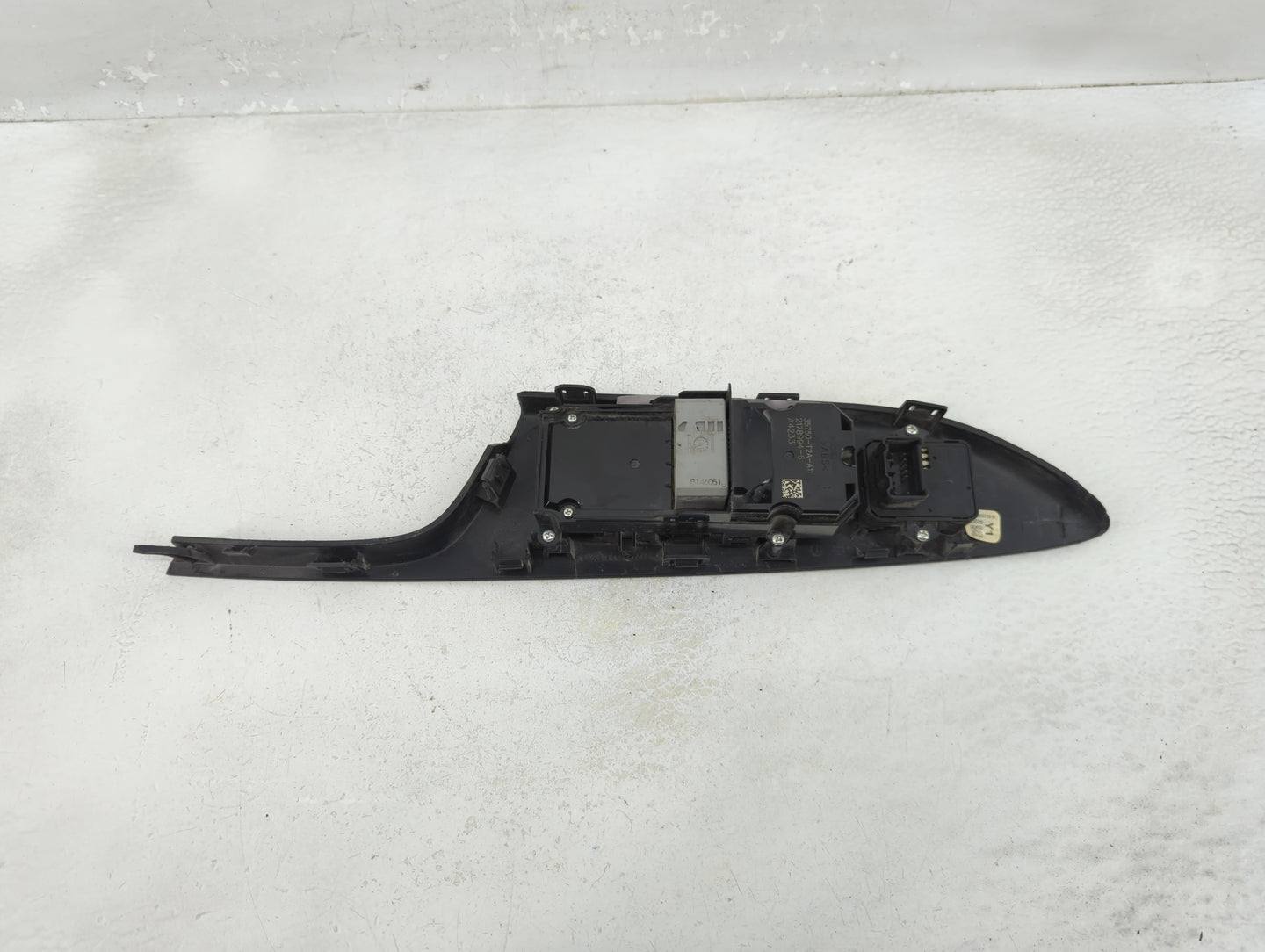 2013-2017 Honda Accord Master Power Window Switch Replacement Driver Side Left P/N:2178994-6 35750-T2A-A11 Fits OEM Used Aut