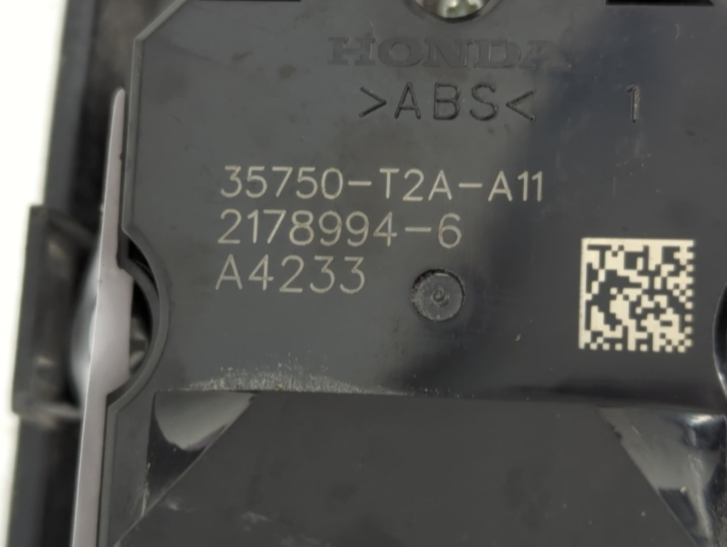 2013-2017 Honda Accord Master Power Window Switch Replacement Driver Side Left P/N:2178994-6 35750-T2A-A11 Fits OEM Used Aut