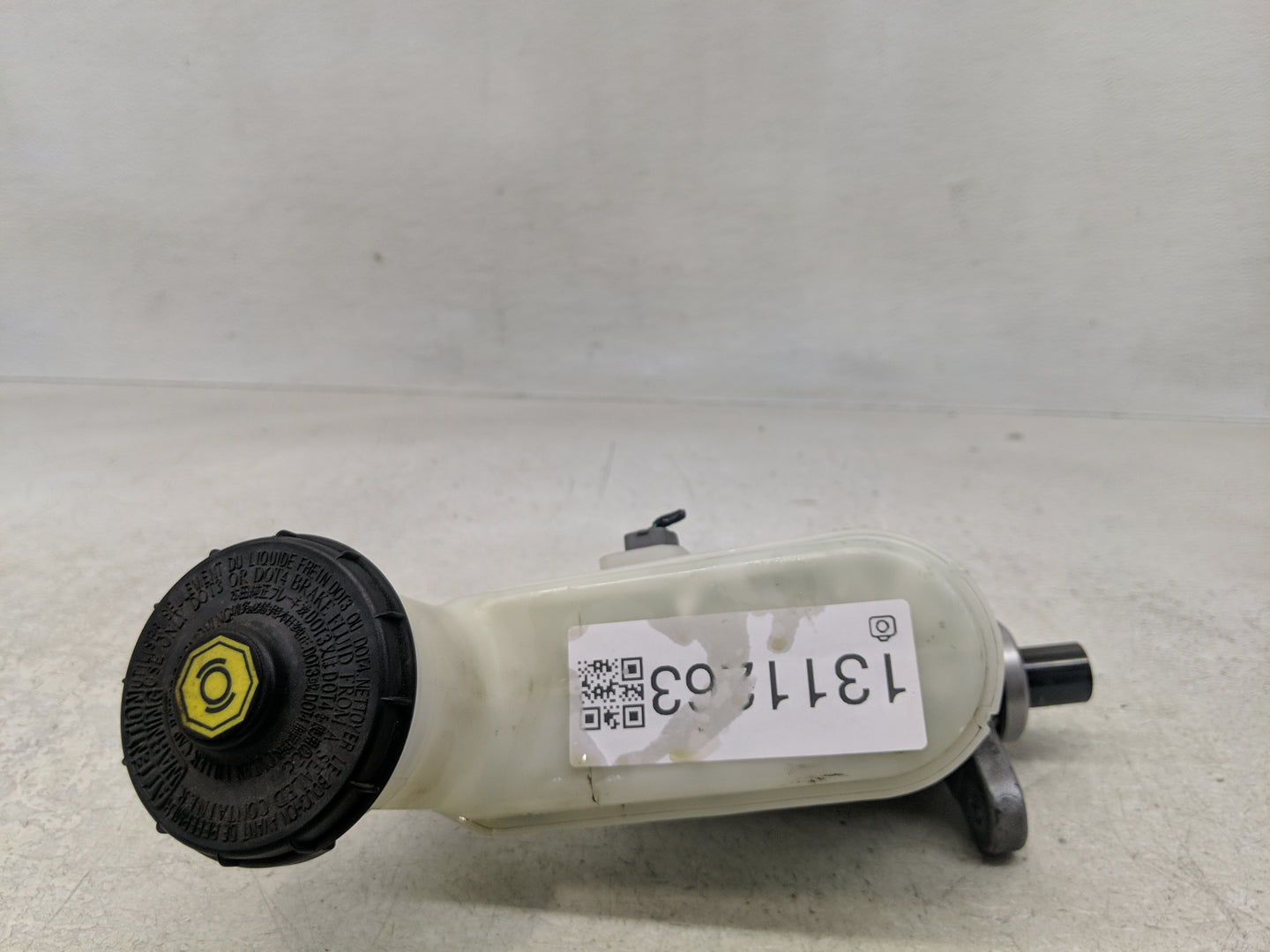 2013-2017 Honda Accord Brake Master Cylinder 1311263 - Oemusedautoparts1.com