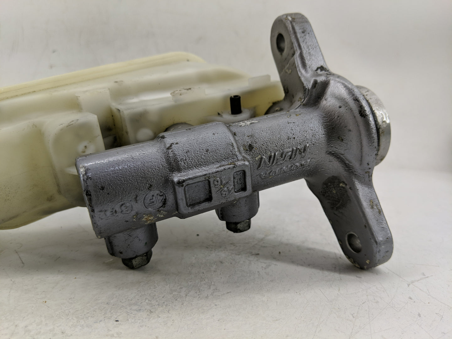 2013-2017 Honda Accord Brake Master Cylinder - Oemusedautoparts1.com