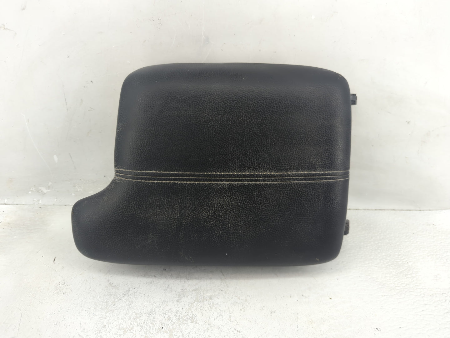 2015 Honda Accord Center Console Armrest Cover Lid Fits OEM Used Auto Parts - Oemusedautoparts1.com