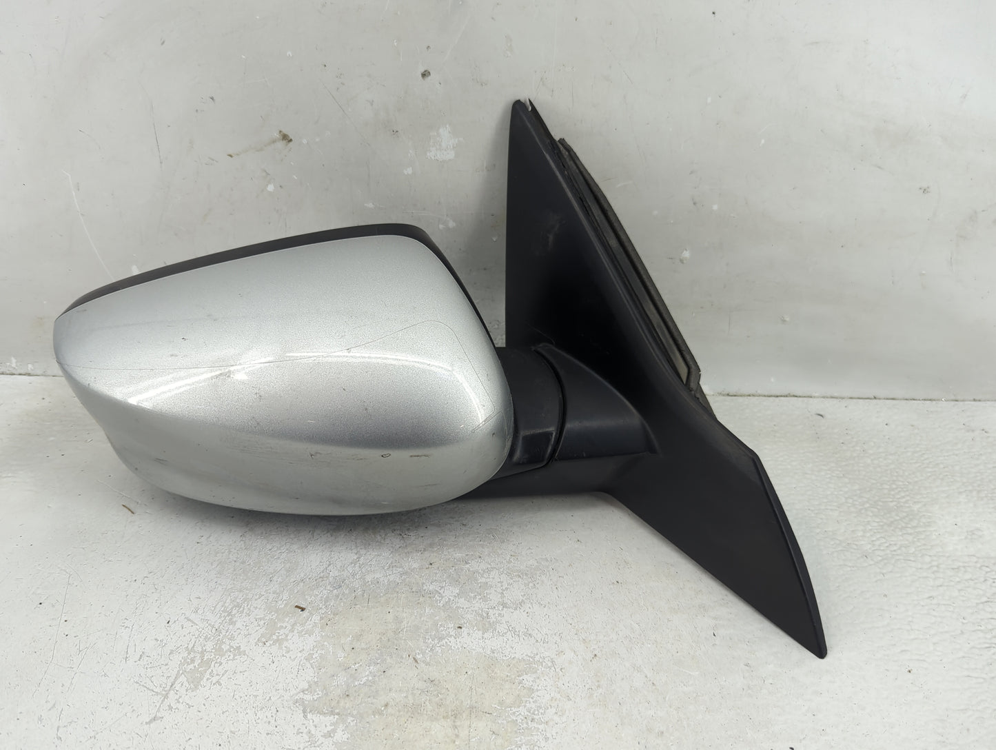 2013-2017 Honda Accord Passenger Side View Mirror - Right Door Mirror OEM Used - Oemusedautoparts1.com
