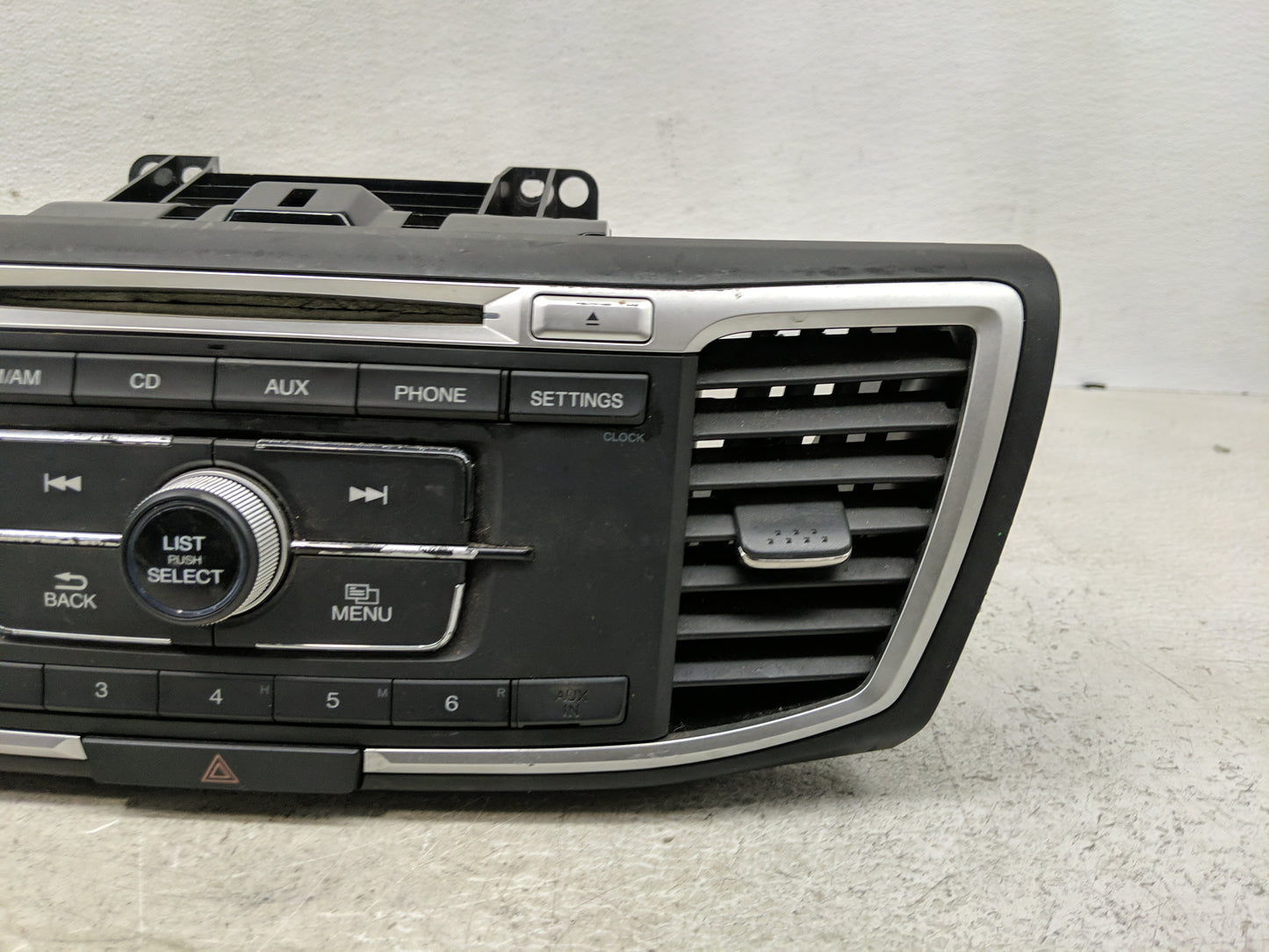 2013-2015 Honda Accord Radio AM FM Cd Player Receiver Replacement P/N:39100-T2A-A321 Fits Fits 2013 2014 2015 OEM Used Auto 