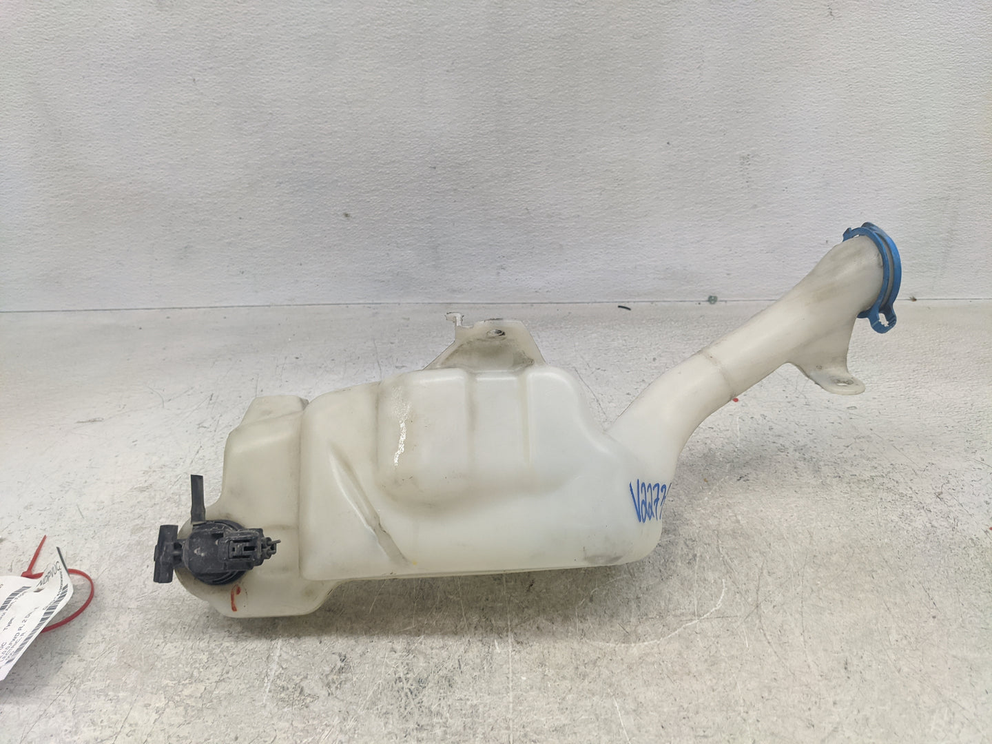 2013-2017 Honda Accord Windshield Washer Fluid Reservoir Bottle Oem - Oemusedautoparts1.com
