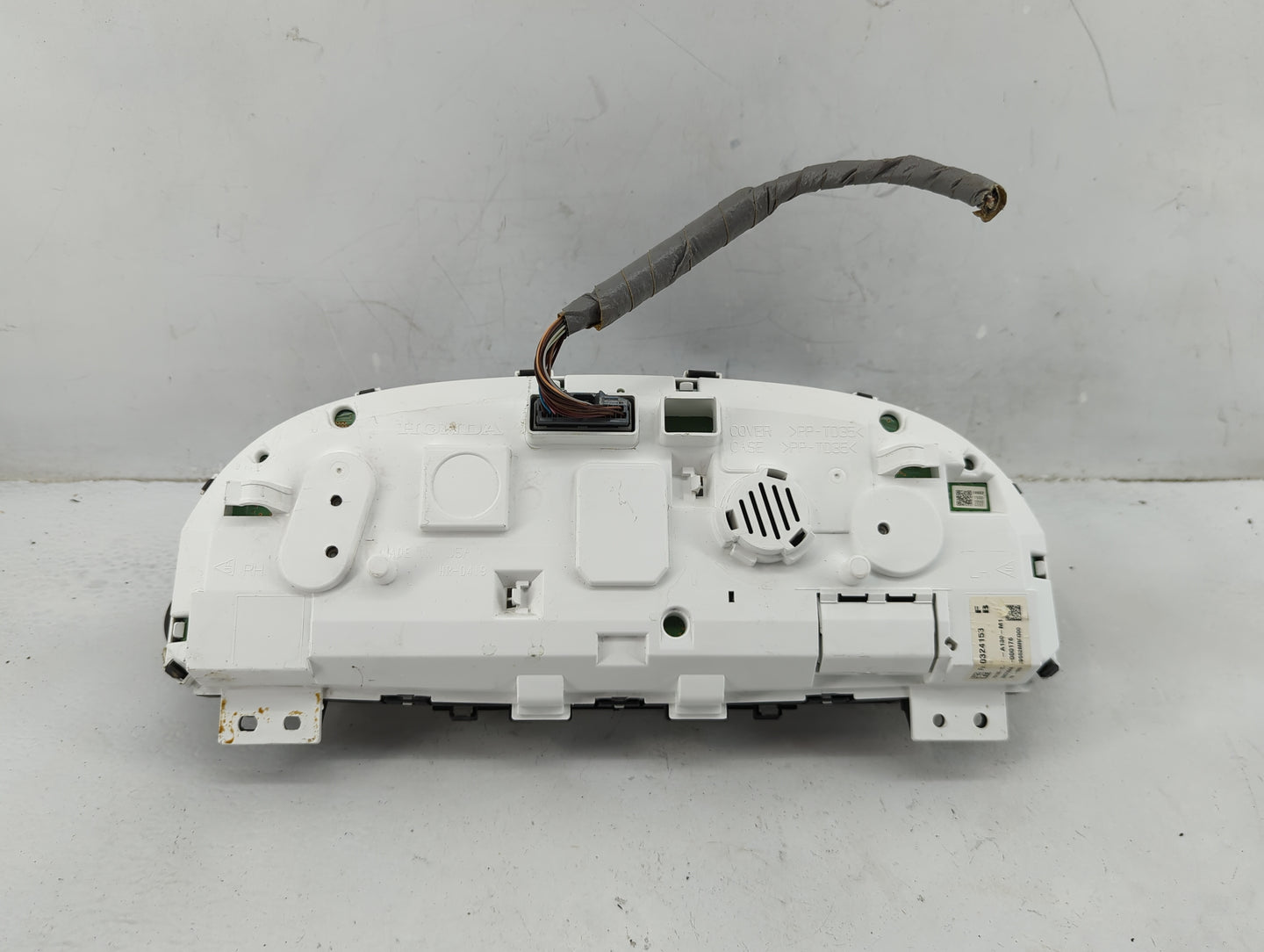 2015 Honda Accord Instrument Cluster Speedometer Gauges P/N:39710-T2A-A010-M1 Fits OEM Used Auto Parts - Oemusedautoparts1.c