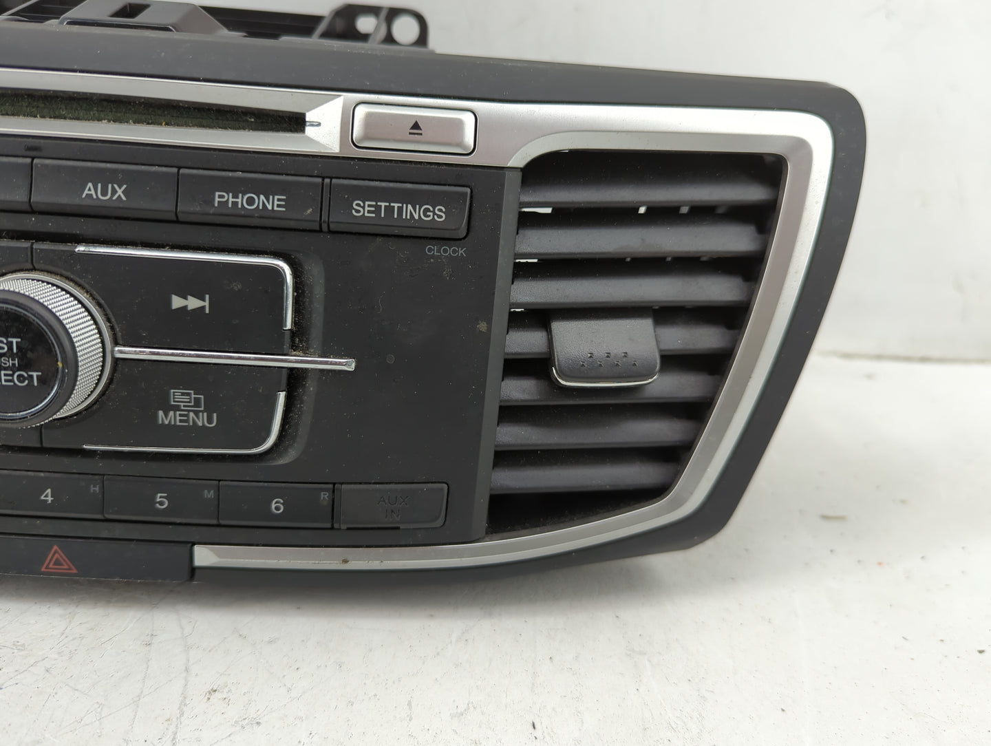 2013-2015 Honda Accord Radio AM FM Cd Player Receiver Replacement P/N:39100-T2A-A220 Fits Fits 2013 2014 2015 OEM Used Auto 
