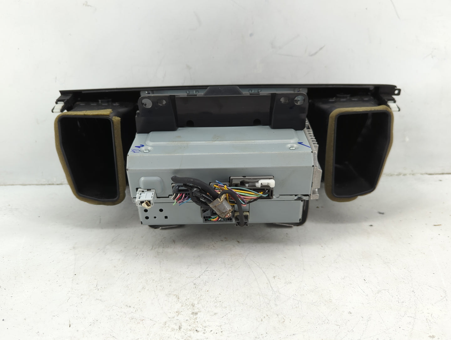 2013-2015 Honda Accord Radio AM FM Cd Player Receiver Replacement P/N:39100-T2A-A220 Fits Fits 2013 2014 2015 OEM Used Auto 