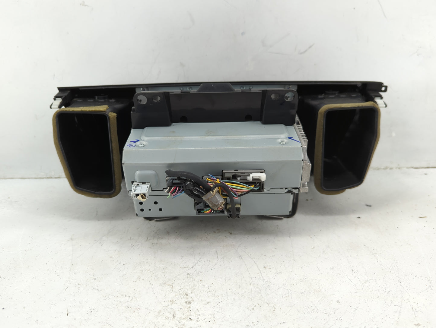 2013-2015 Honda Accord Radio AM FM Cd Player Receiver Replacement P/N:39100-T2A-A220 Fits Fits 2013 2014 2015 OEM Used Auto 