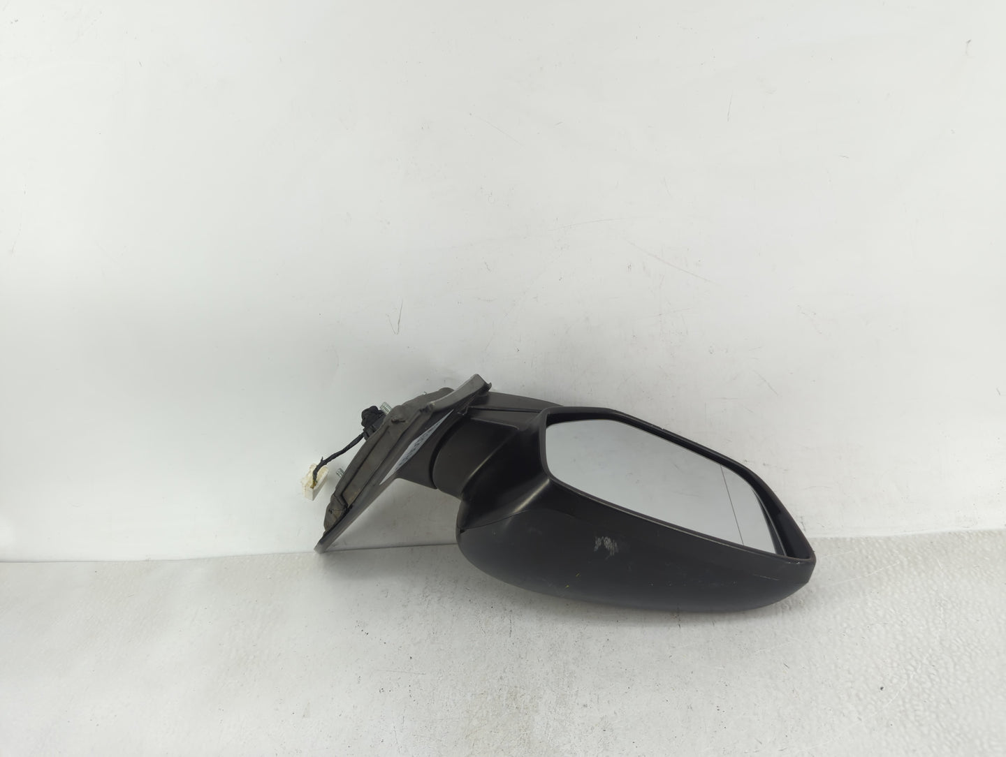 2013-2017 Honda Accord Driver Side View Mirror - Left Door Mirror OEM Used - Oemusedautoparts1.com