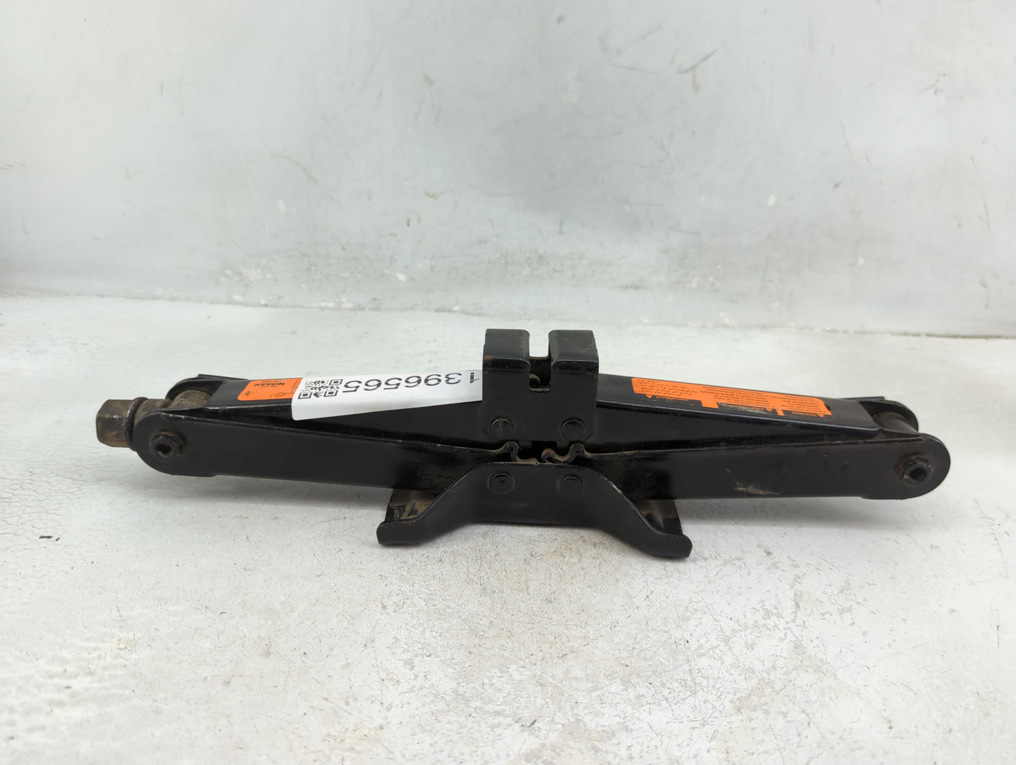 2015 Honda Accord Spare Scissor Car Jack 1396565 - Oemusedautoparts1.com