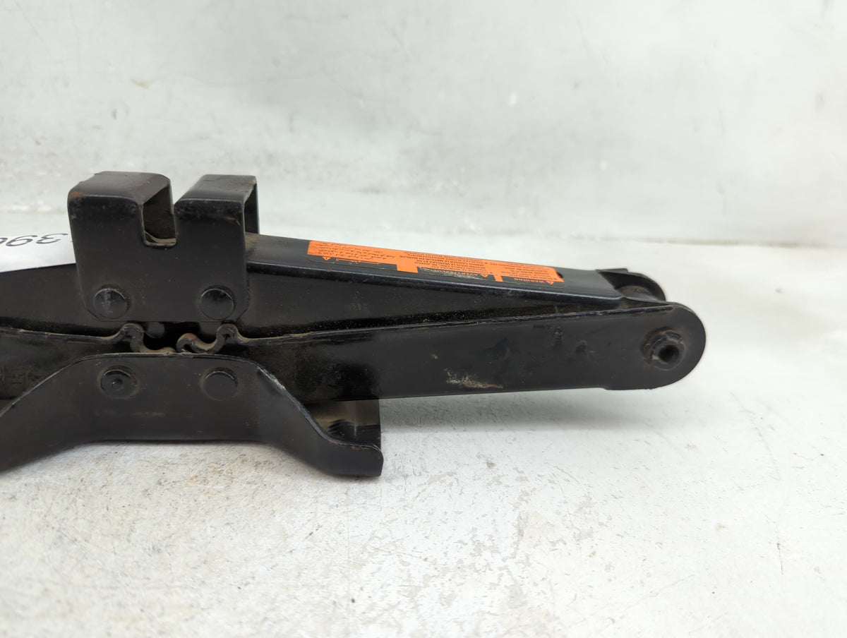 2015 Honda Accord Spare Scissor Car Jack 1396565 - Oemusedautoparts1.com