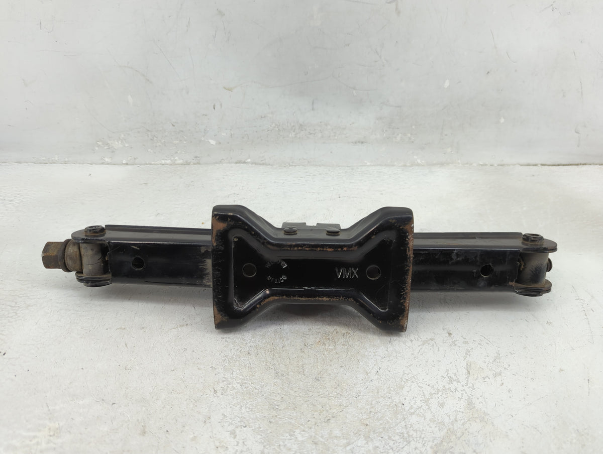 2015 Honda Accord Spare Scissor Car Jack 1396565 - Oemusedautoparts1.com