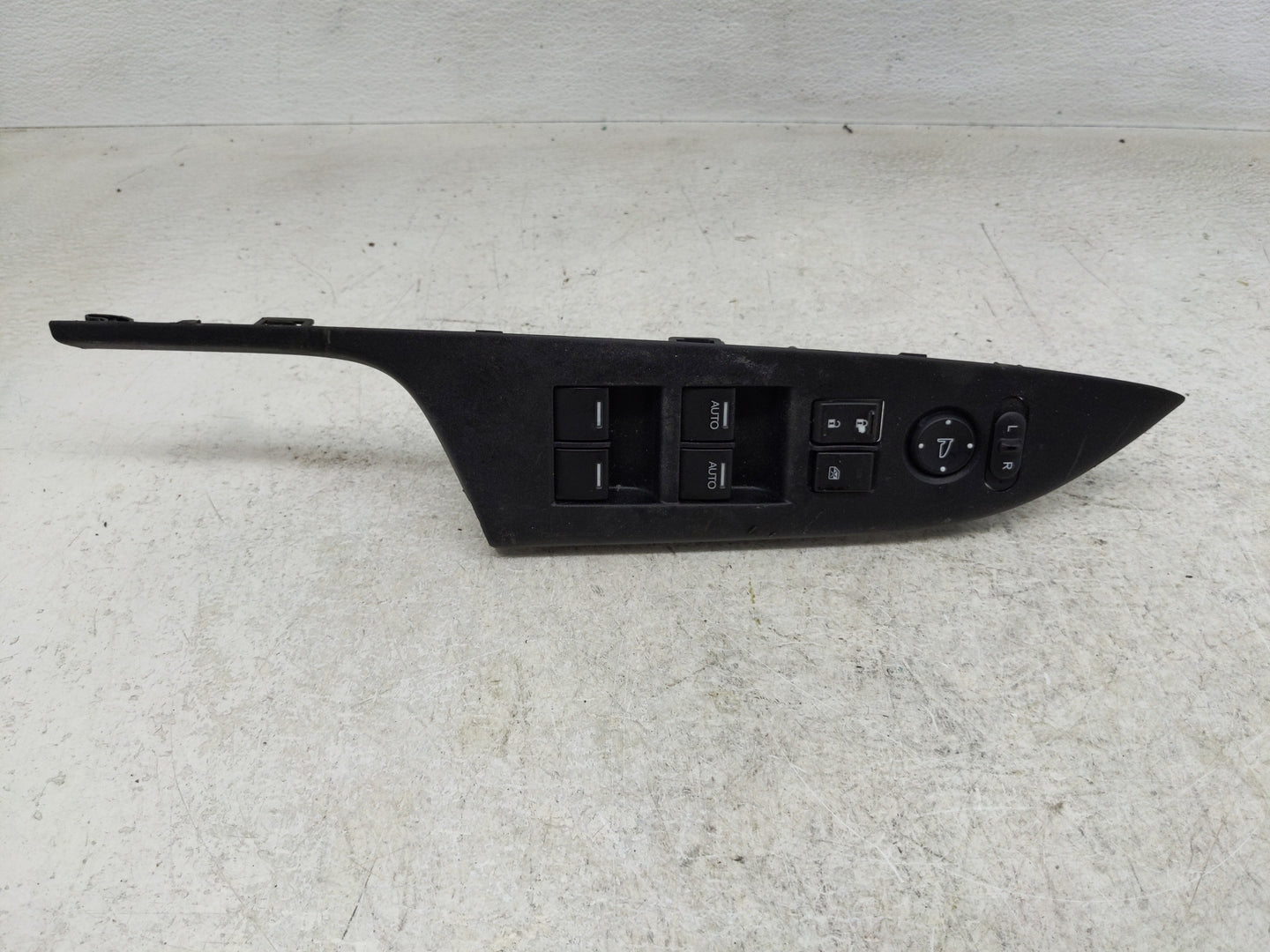 2013-2017 Honda Accord Master Power Window Switch Replacement Driver Side Left P/N:2178994-6 35750-T2A-A11 Fits OEM Used Aut