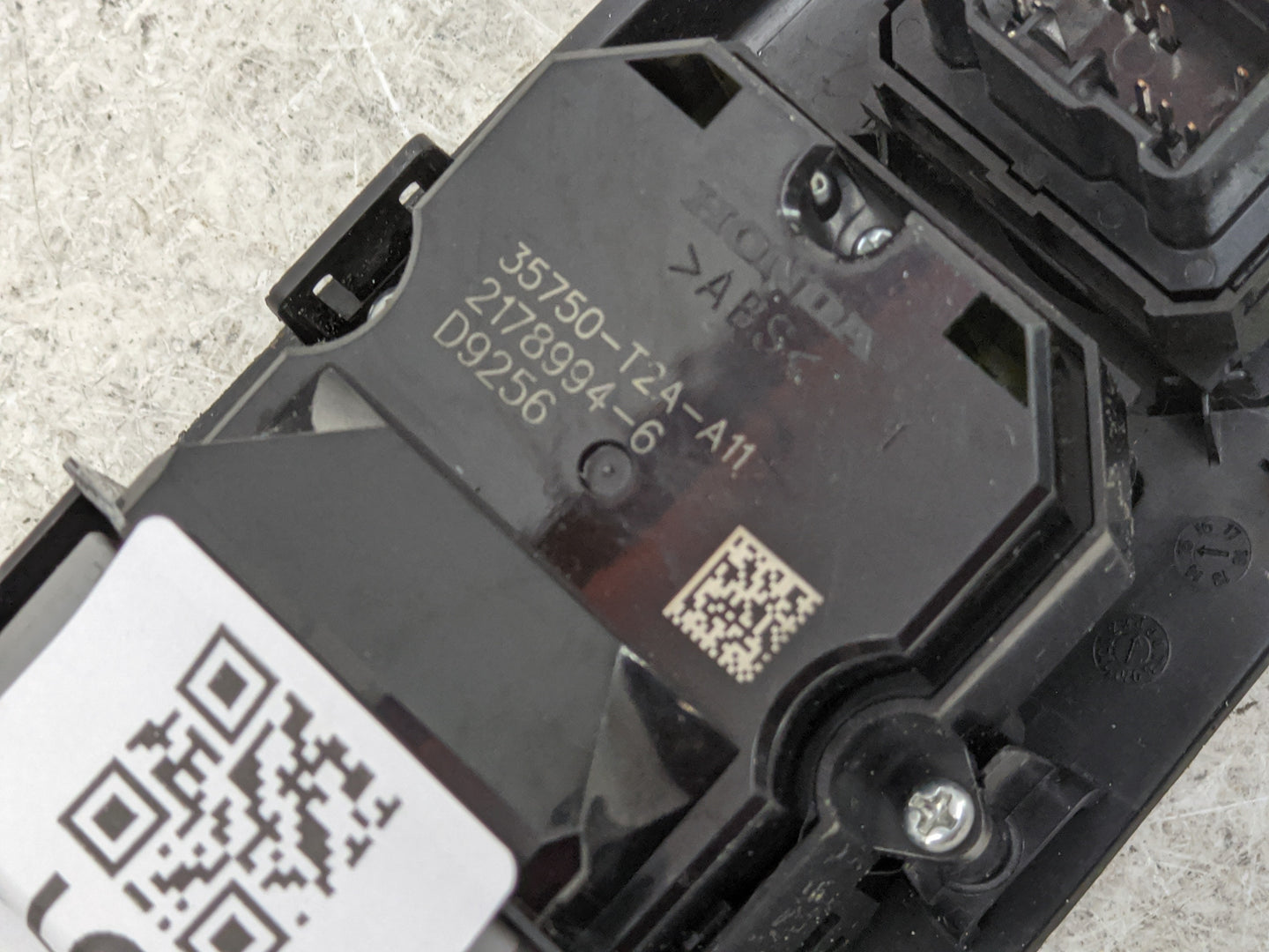 2013-2017 Honda Accord Master Power Window Switch Replacement Driver Side Left P/N:2178994-6 35750-T2A-A11 Fits OEM Used Aut