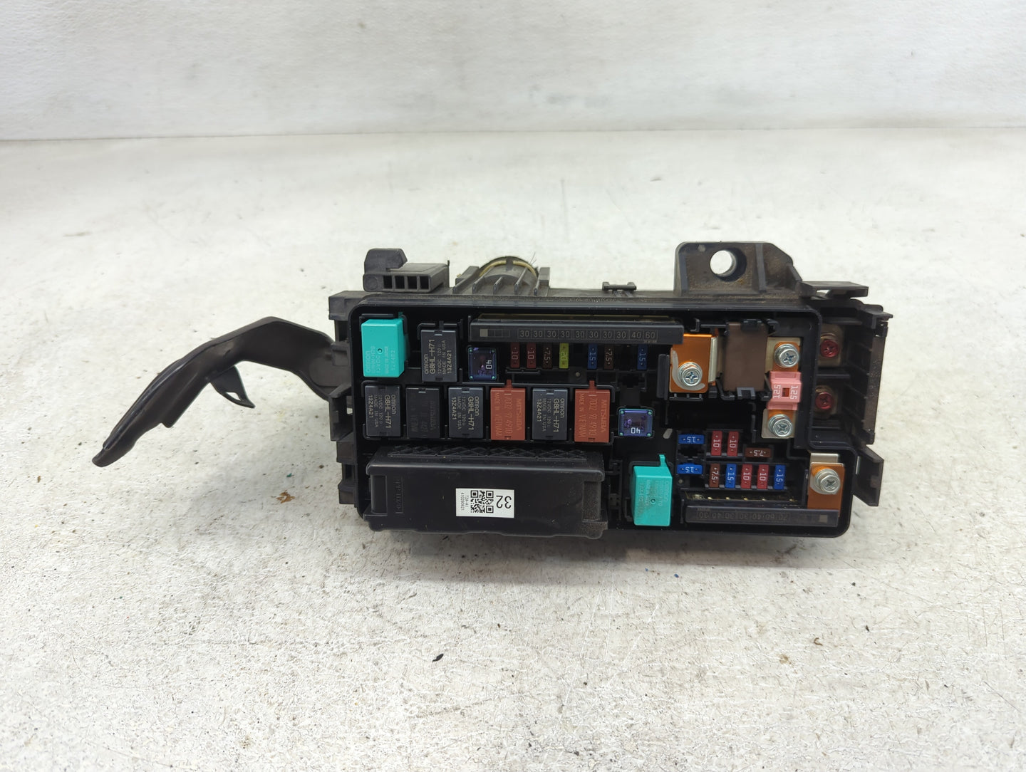 2014-2017 Honda Accord Fusebox Fuse Box Panel Relay Module Fits Fits 2014 2015 2016 2017 OEM Used Auto Parts - Oemusedautopa