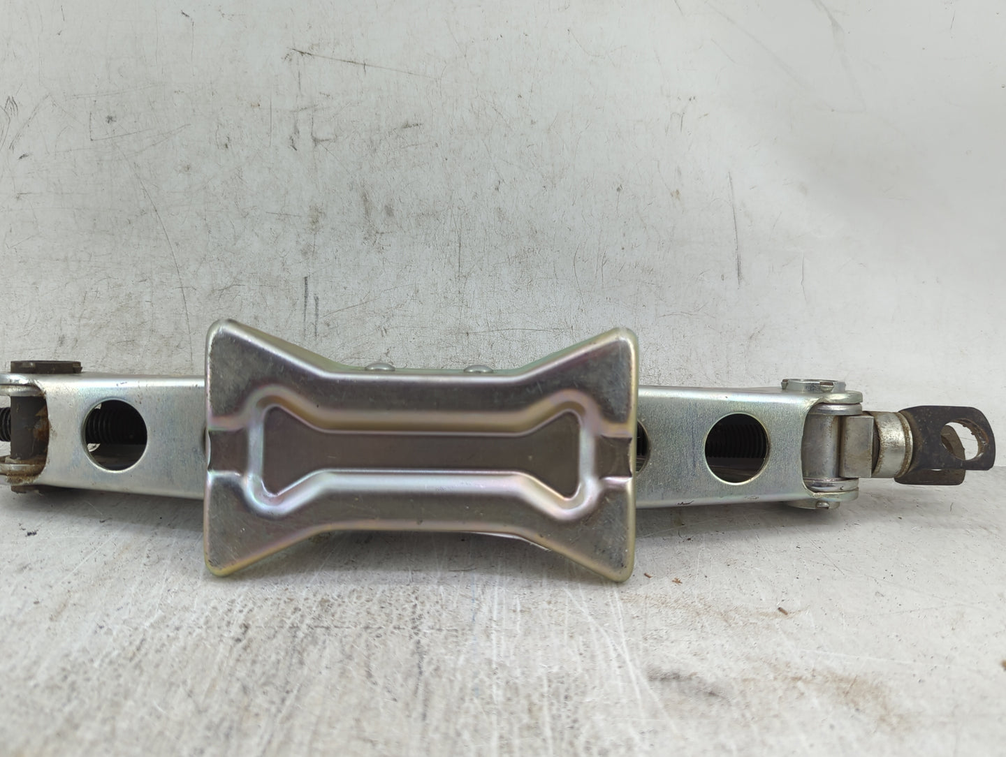 2015 Honda Accord Spare Scissor Car Jack - Oemusedautoparts1.com
