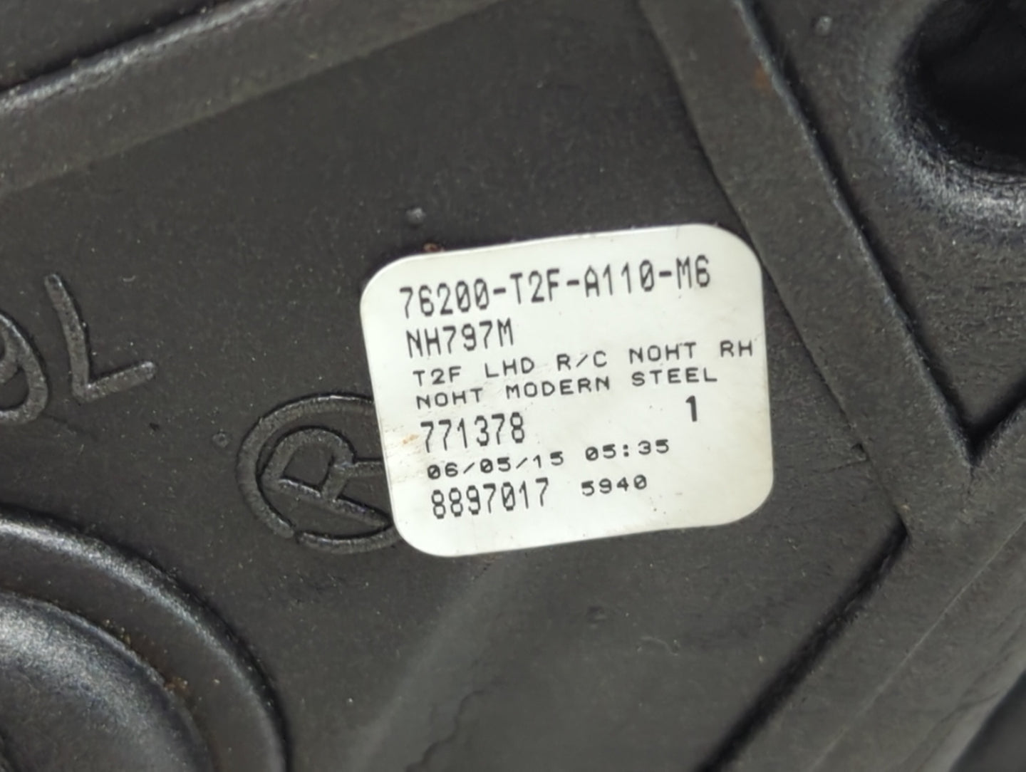2013-2017 Honda Accord Passenger Side View Mirror - Right Door Mirror OEM Used - Oemusedautoparts1.com