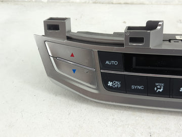 2013-2015 Honda Accord Climate Control Module Temperature AC/Heater Replacement P/N:79600T2FA411M1 Fits Fits 2013 2014 2015 OEM Used Auto Parts