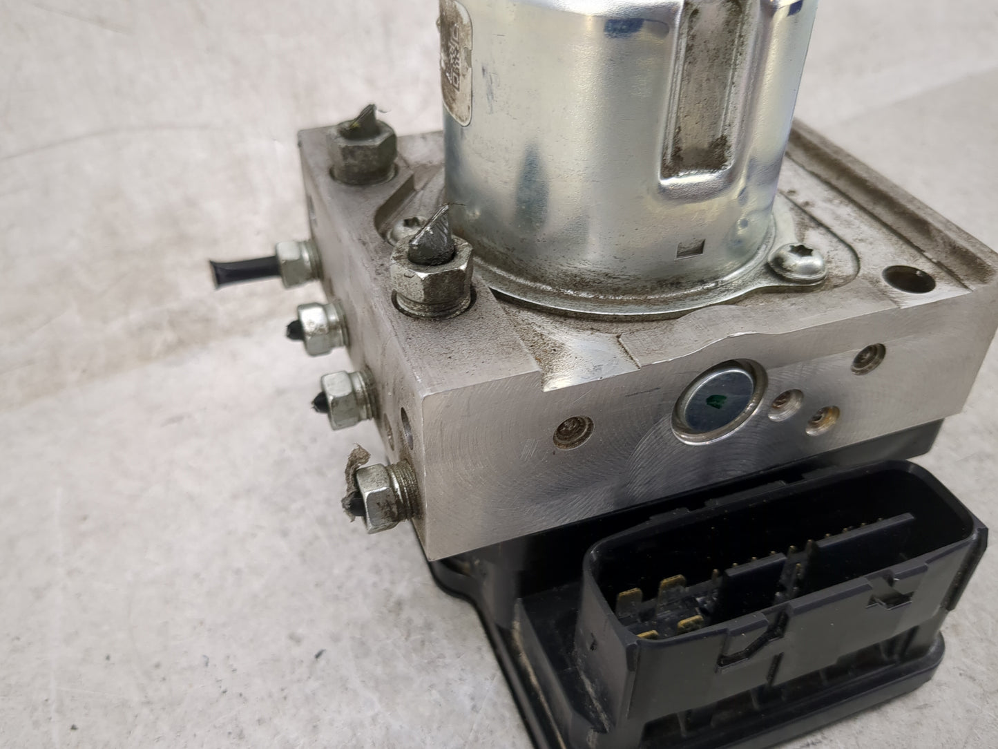 2015 Honda Accord ABS Pump Control Module Replacement Fits OEM Used Auto Parts - Oemusedautoparts1.com