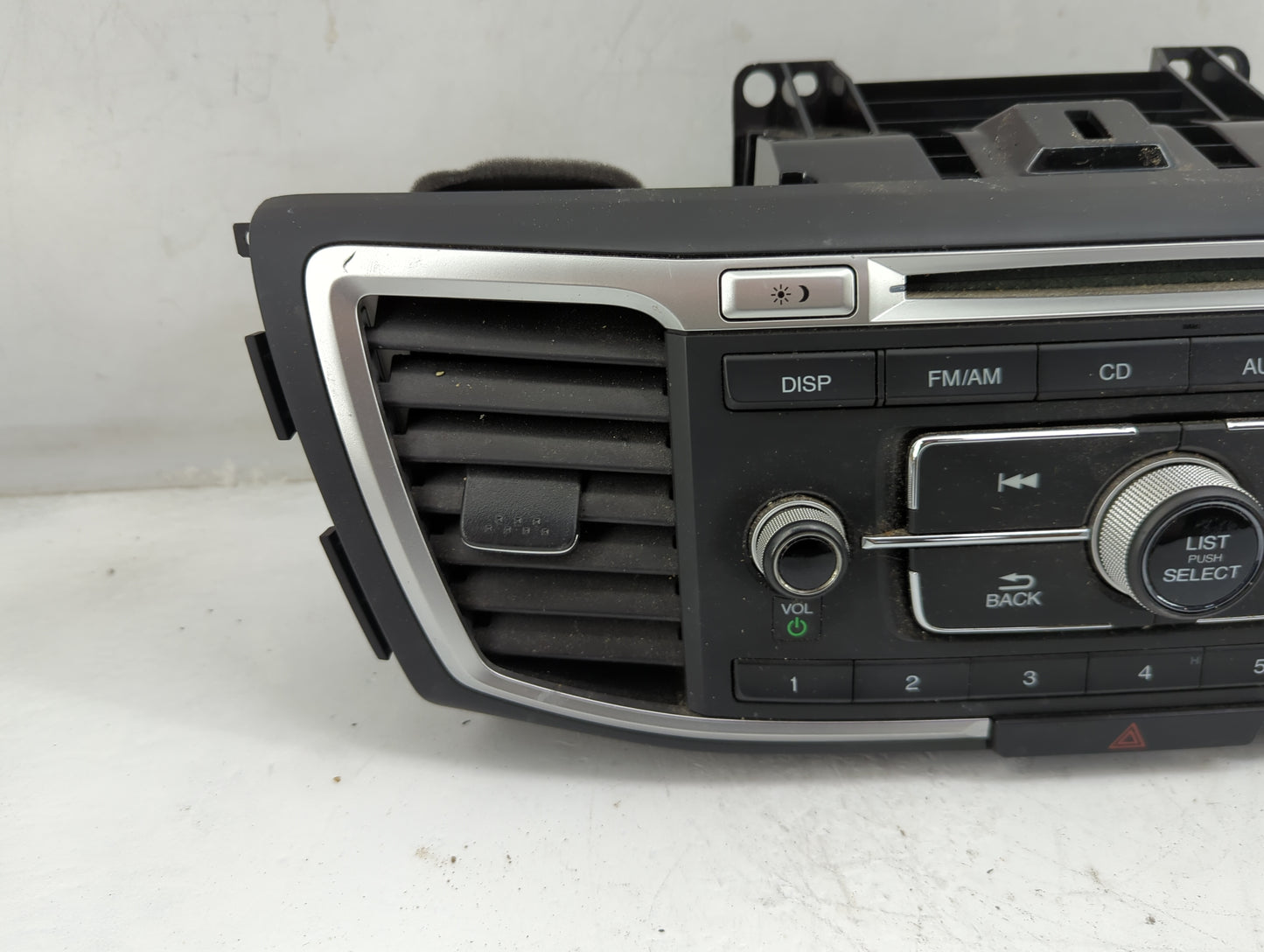2013 Honda Accord Radio AM FM Cd Player Receiver Replacement P/N:39100-T3L-A021 Fits OEM Used Auto Parts - Oemusedautoparts1
