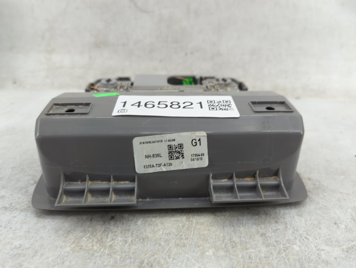 2015 Honda Accord Overhead Roof Console 1465821 - Oemusedautoparts1.com