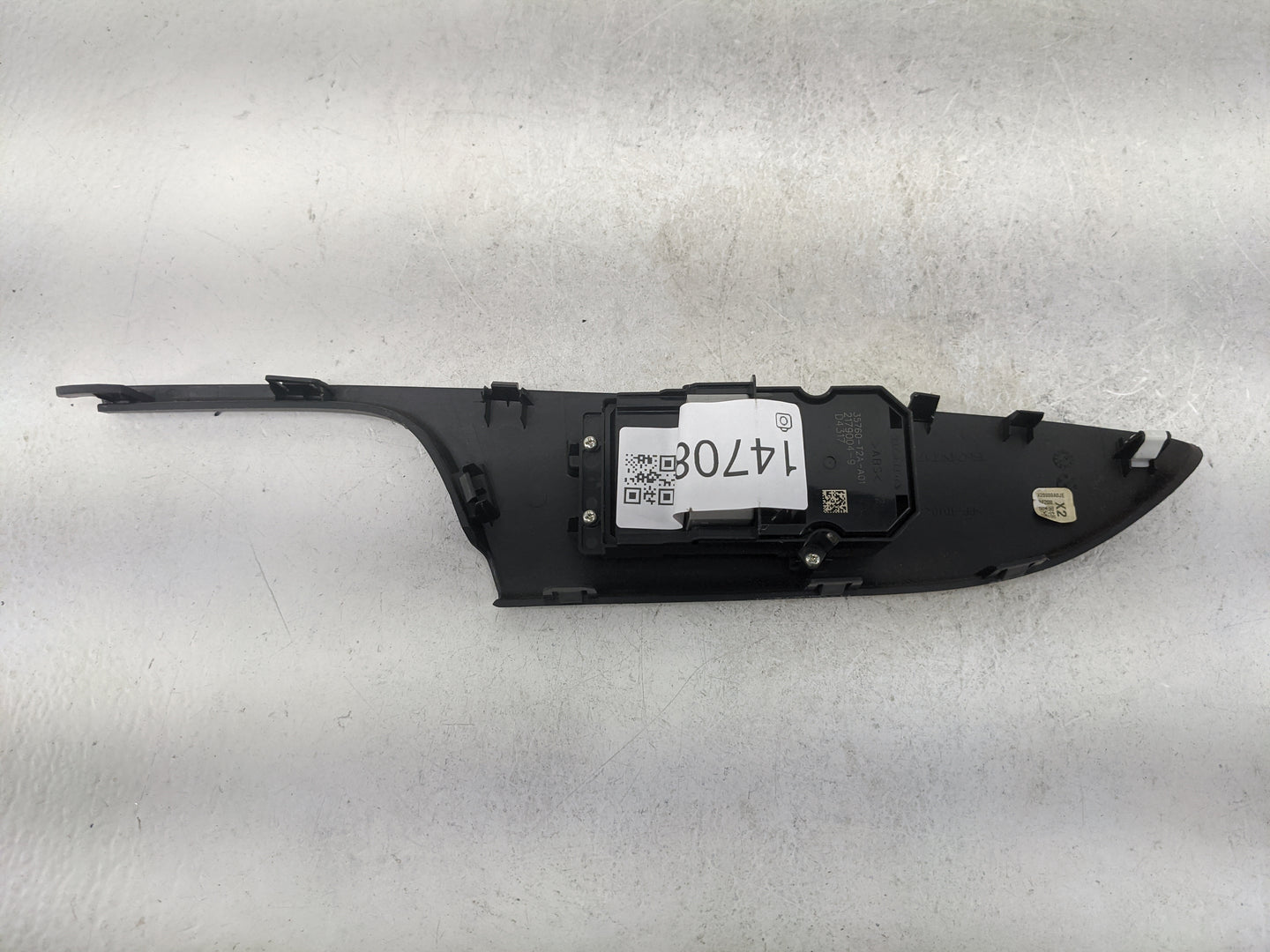 2013-2017 Honda Accord Passenger Right Power Window Switch 35760-t2a-a01 - Oemusedautoparts1.com