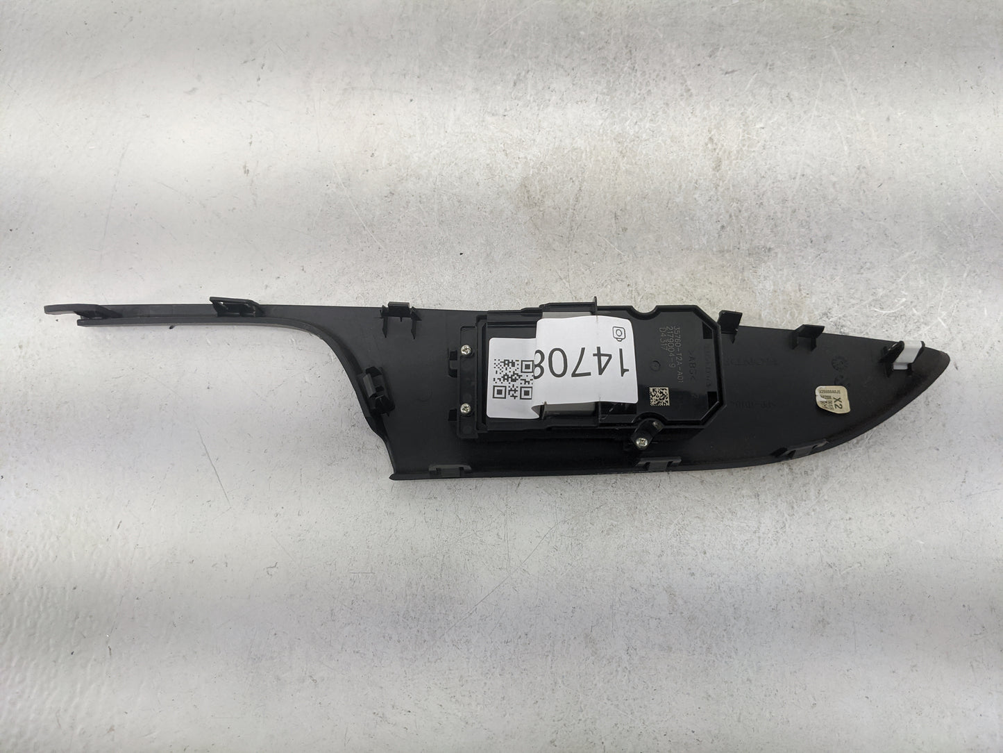 2013-2017 Honda Accord Passenger Right Power Window Switch 35760-t2a-a01 - Oemusedautoparts1.com