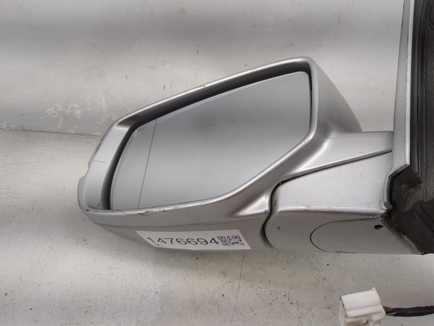 2013-2017 Honda Accord Driver Side View Mirror - Left Door Mirror OEM Used - Oemusedautoparts1.com