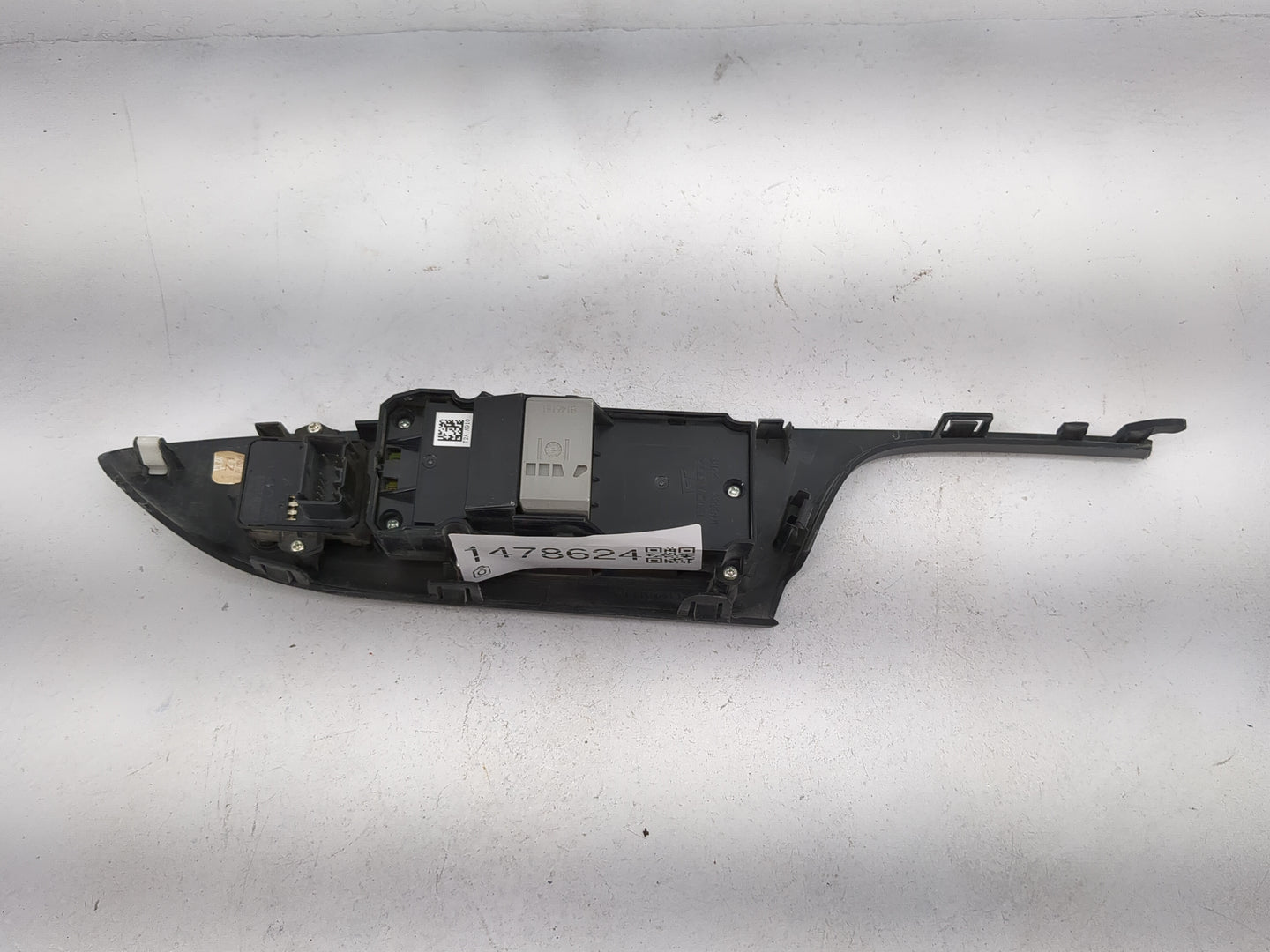 2013-2017 Honda Accord Master Power Window Switch Replacement Driver Side Left P/N:M48382 Fits OEM Used Auto Parts - Oemused