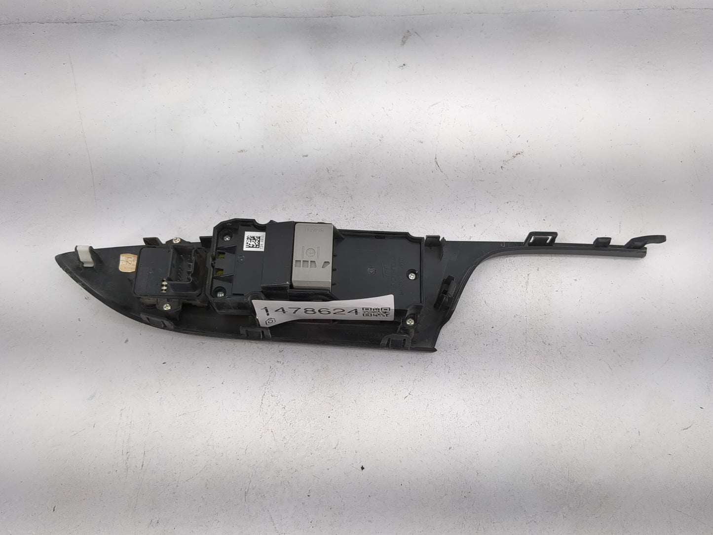 2013-2017 Honda Accord Master Power Window Switch Replacement Driver Side Left P/N:M48382 Fits OEM Used Auto Parts - Oemused