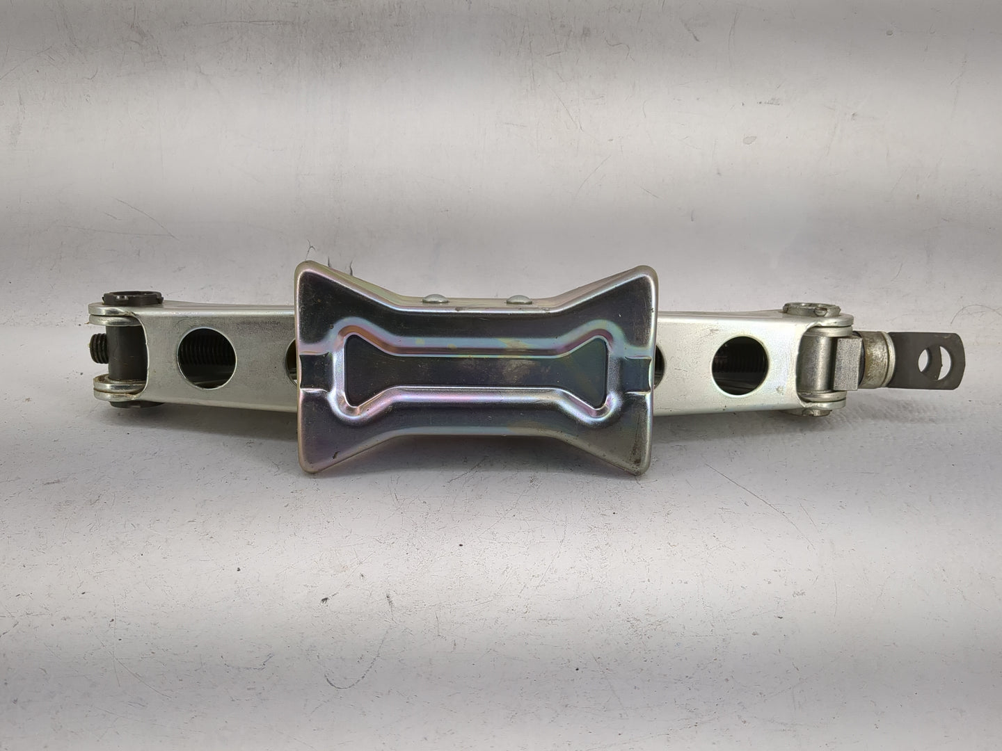 2015 Honda Accord Spare Scissor Car Jack 1480130 - Oemusedautoparts1.com