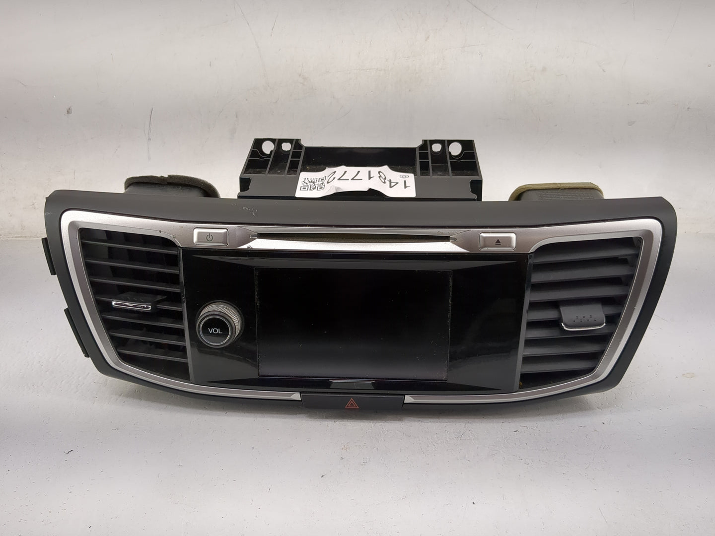 2013-2015 Honda Accord Radio AM FM Cd Player Receiver Replacement P/N:39541-T2A-A940-M1 BD7C5AC Fits Fits 2013 2014 2015 OEM