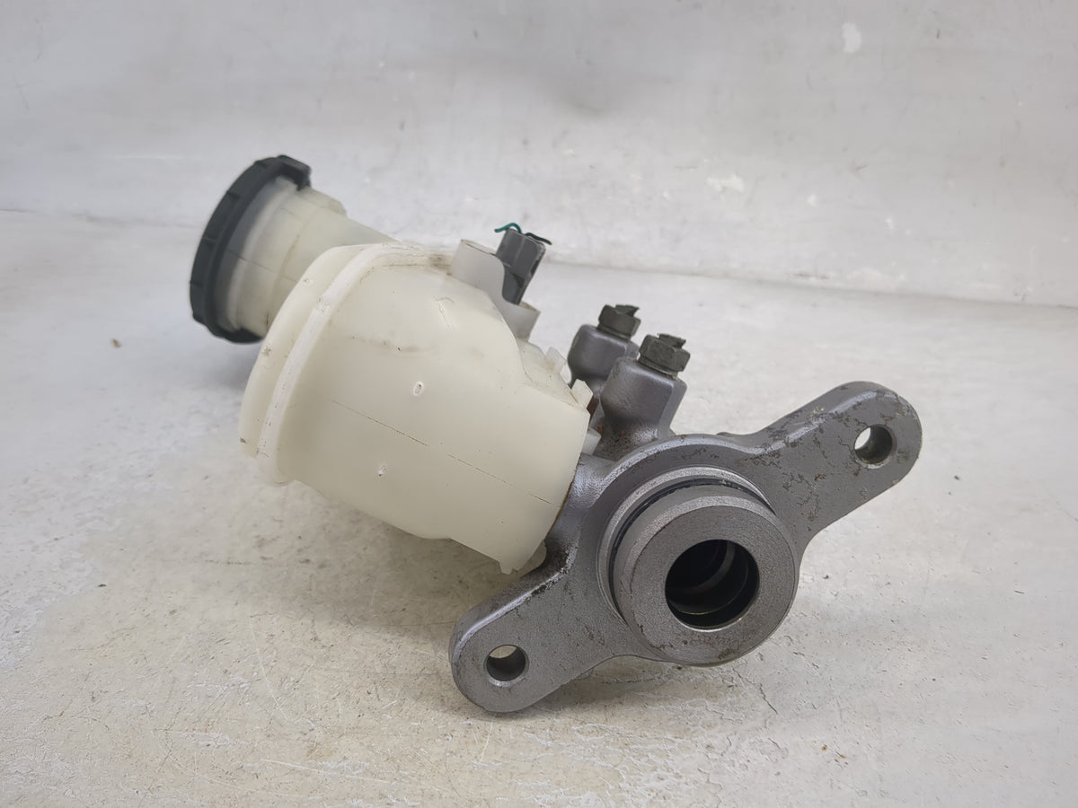 2013-2017 Honda Accord Brake Master Cylinder 1512633 - Oemusedautoparts1.com