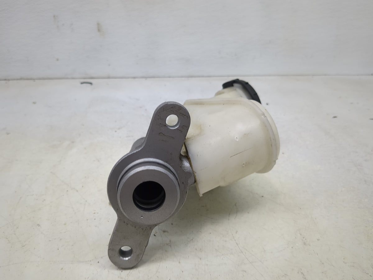 2013-2017 Honda Accord Brake Master Cylinder 1513017 - Oemusedautoparts1.com