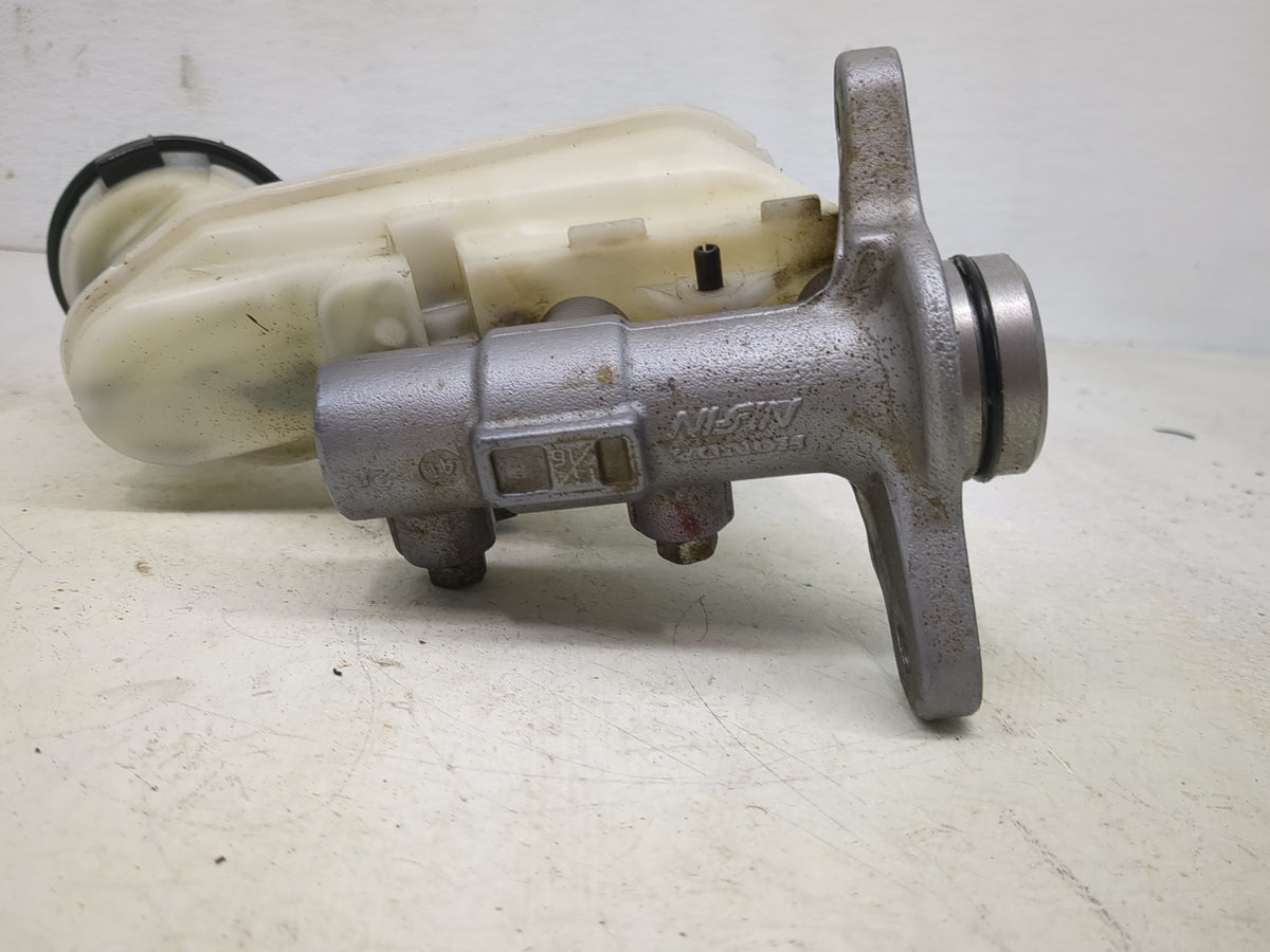 2013-2017 Honda Accord Brake Master Cylinder 1513017 - Oemusedautoparts1.com