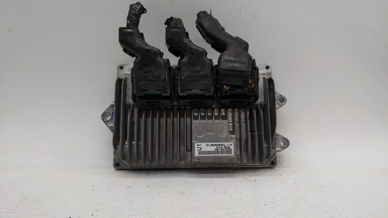 2015 Honda Accord PCM Engine Control Computer ECU ECM PCU OEM P/N:37820-5A1-L83 37820-5A0-A64 Fits OEM Used Auto Parts - Oem