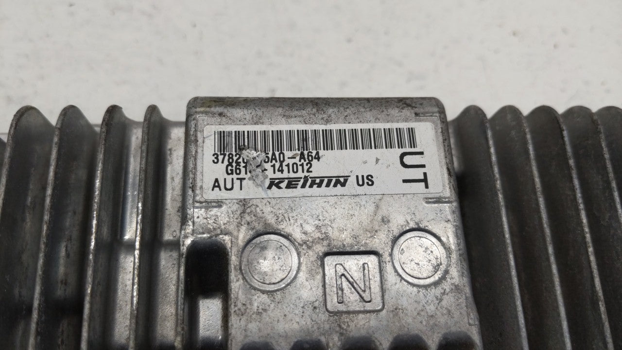 2015 Honda Accord PCM Engine Control Computer ECU ECM PCU OEM P/N:37820-5A1-L83 37820-5A0-A64 Fits OEM Used Auto Parts - Oem