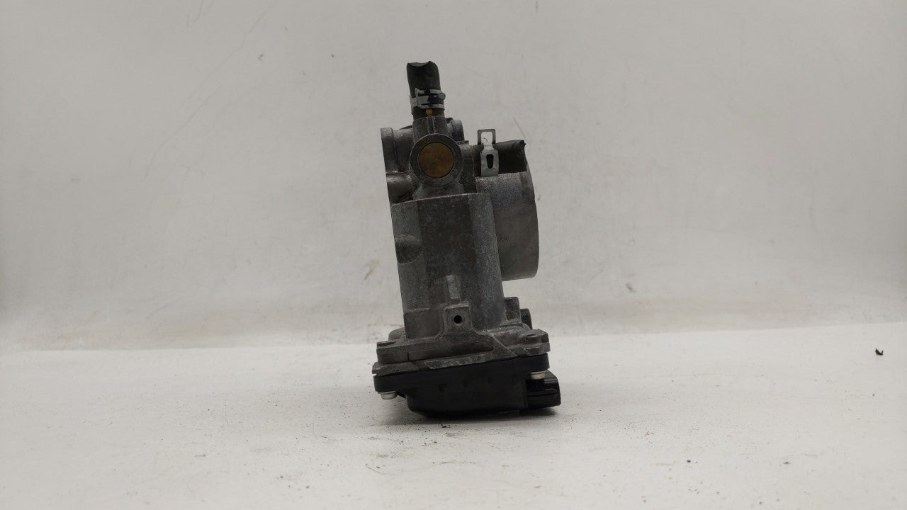 2013-2017 Honda Accord Throttle Body P/N:GMF4A Fits Fits 2013 2014 2015 2016 2017 2018 OEM Used Auto Parts - Oemusedautopart