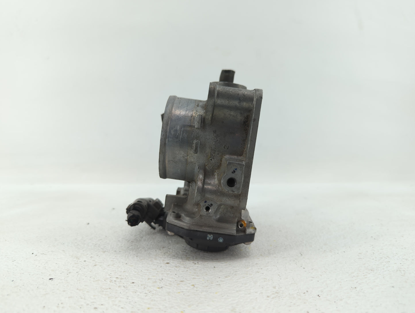 2013-2017 Honda Accord Throttle Body P/N:1430 11S17 GMF4A Fits Fits 2013 2014 2015 2016 2017 2018 OEM Used Auto Parts - Oemu