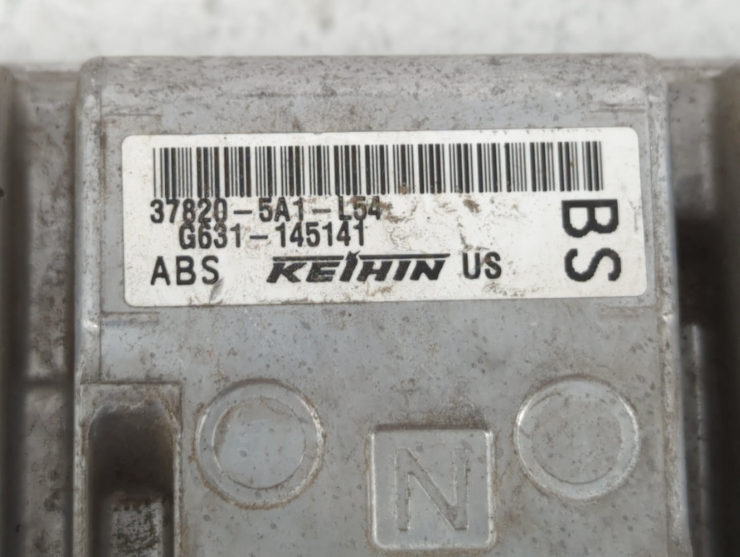 2015 Honda Accord PCM Engine Control Computer ECU ECM PCU OEM P/N:37820-5A1-L54 37820-5A1-L53 Fits OEM Used Auto Parts - Oem