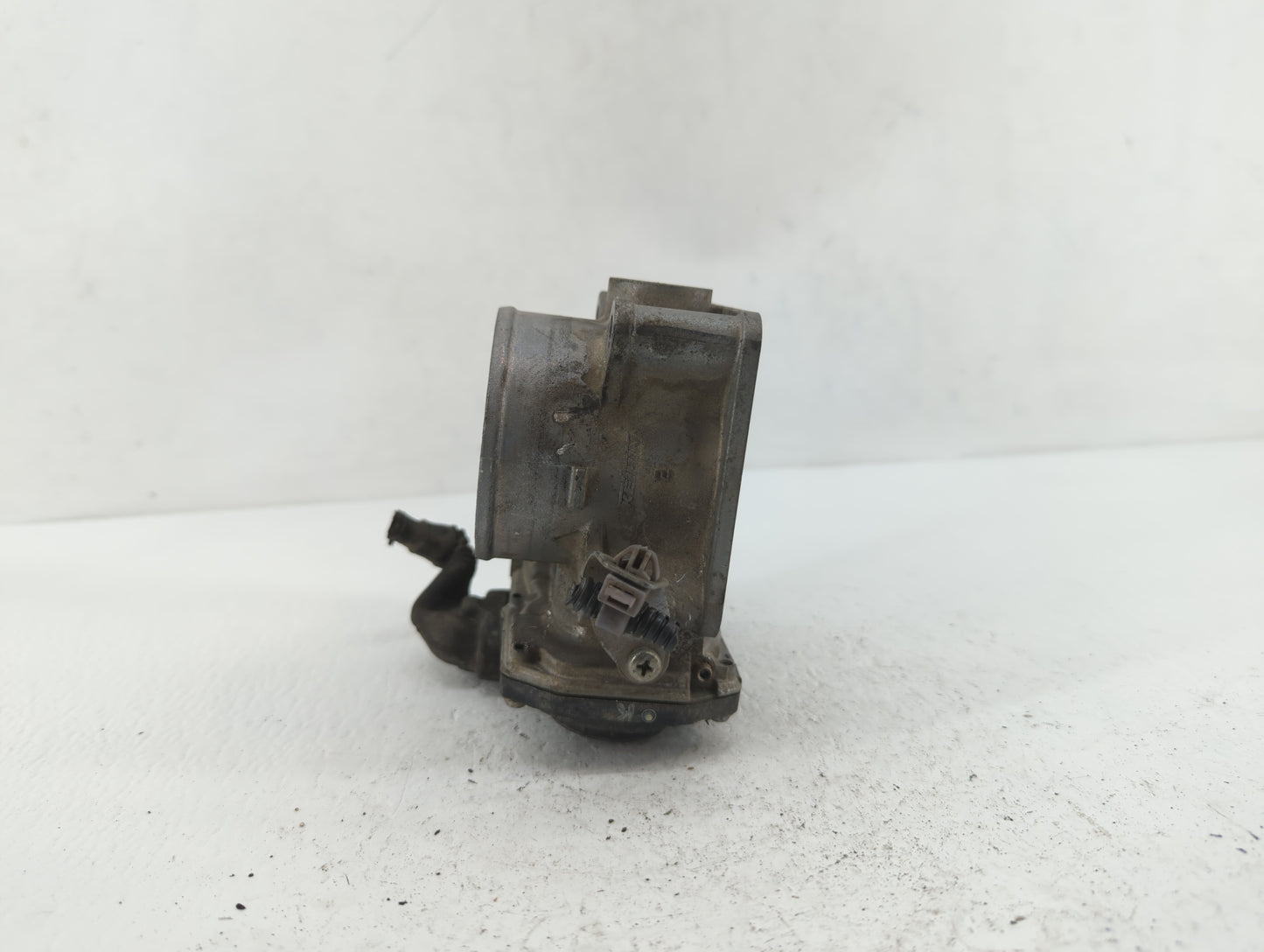 2013-2017 Honda Accord Throttle Body P/N:1430 03S15 1430 11P27E, GMF5A Fits Fits 2013 2014 2015 2016 2017 OEM Used Auto Part