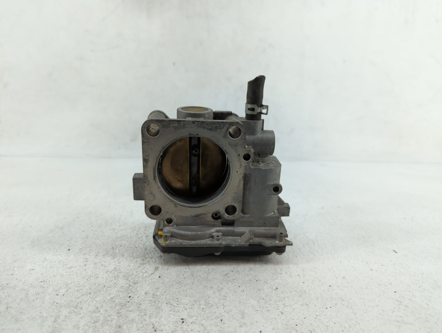 2013-2017 Honda Accord Throttle Body P/N:GMF4A Fits Fits 2013 2014 2015 2016 2017 2018 OEM Used Auto Parts - Oemusedautopart