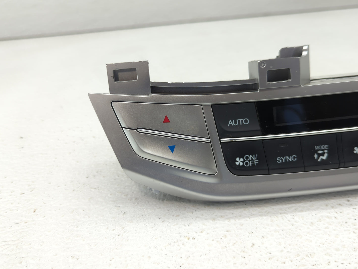2013-2015 Honda Accord Climate Control Module Temperature AC/Heater Replacement P/N:79600 T2F A611 M1 79600 T2F A411 M1 Fits
