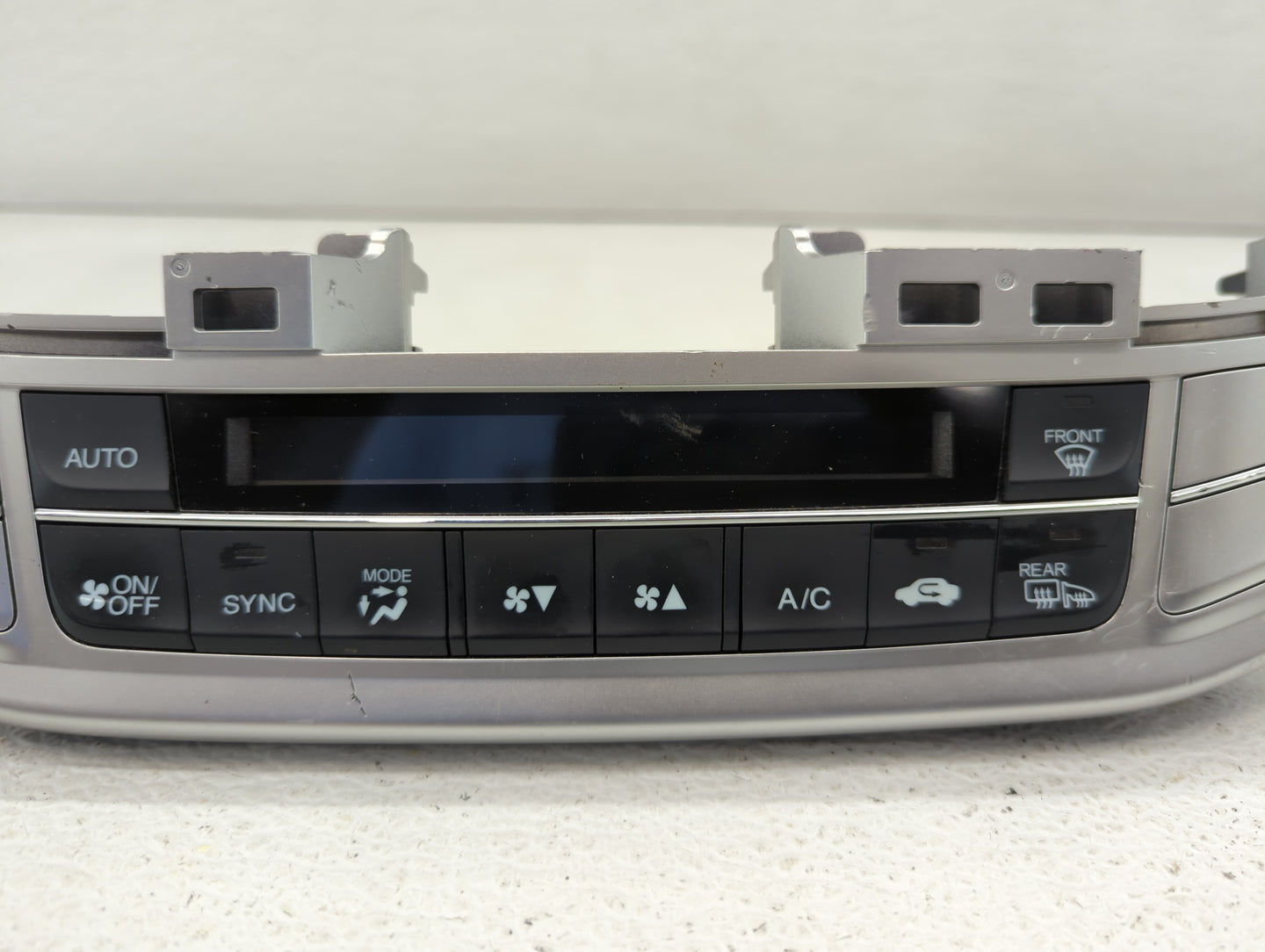 2013-2015 Honda Accord Climate Control Module Temperature AC/Heater Replacement P/N:79600 T2F A611 M1 79600 T2F A411 M1 Fits